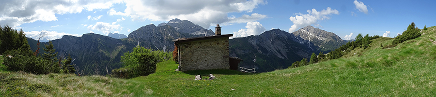 Vista panoramica dal Roccolo del Tino (1870 m)
